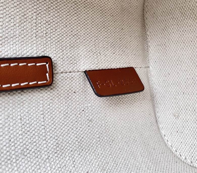 CLNE-Bags - Strap Story - 083