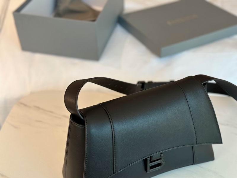 BLGA-Bags - Strap Story - 558