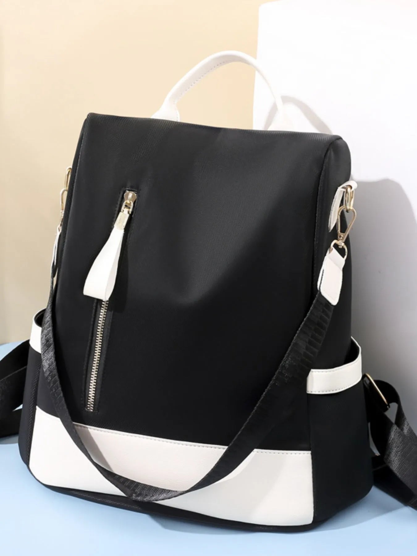 StrapStory - Backpack 571