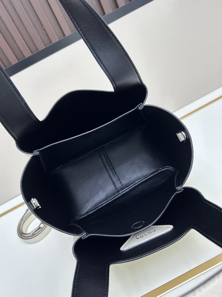 PRD-Bags - Strap Story - 1902