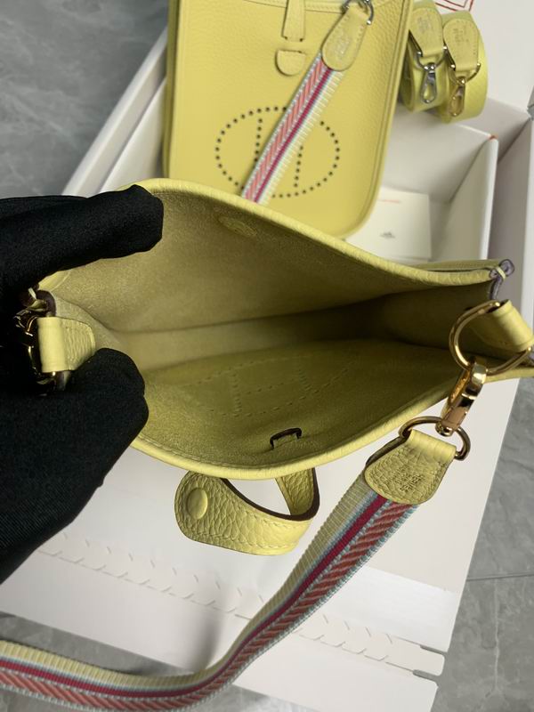 HMSM-Bags - Strap Story - 083