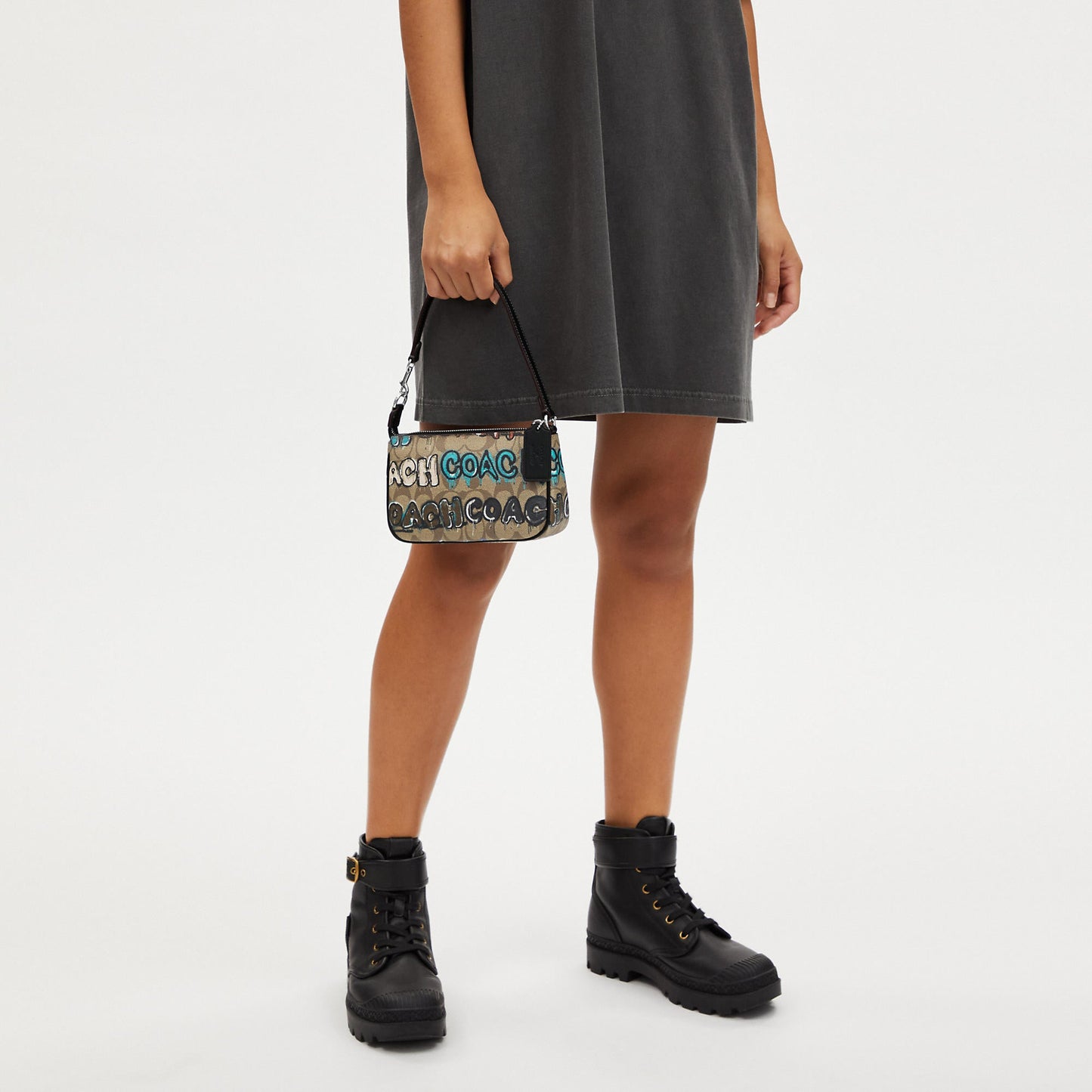 StrapStory - Wristlet 513