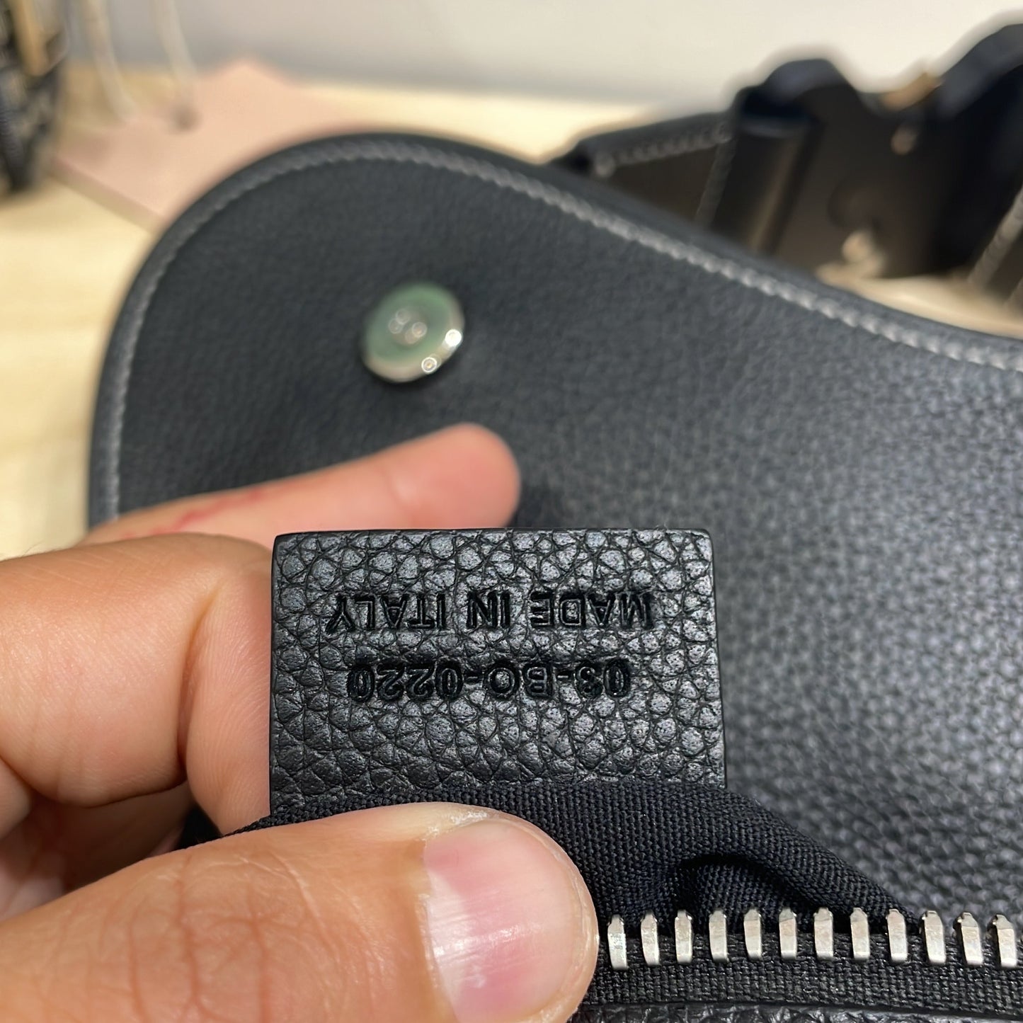 STRAPSTORY CROSSBODY BAG - 3650