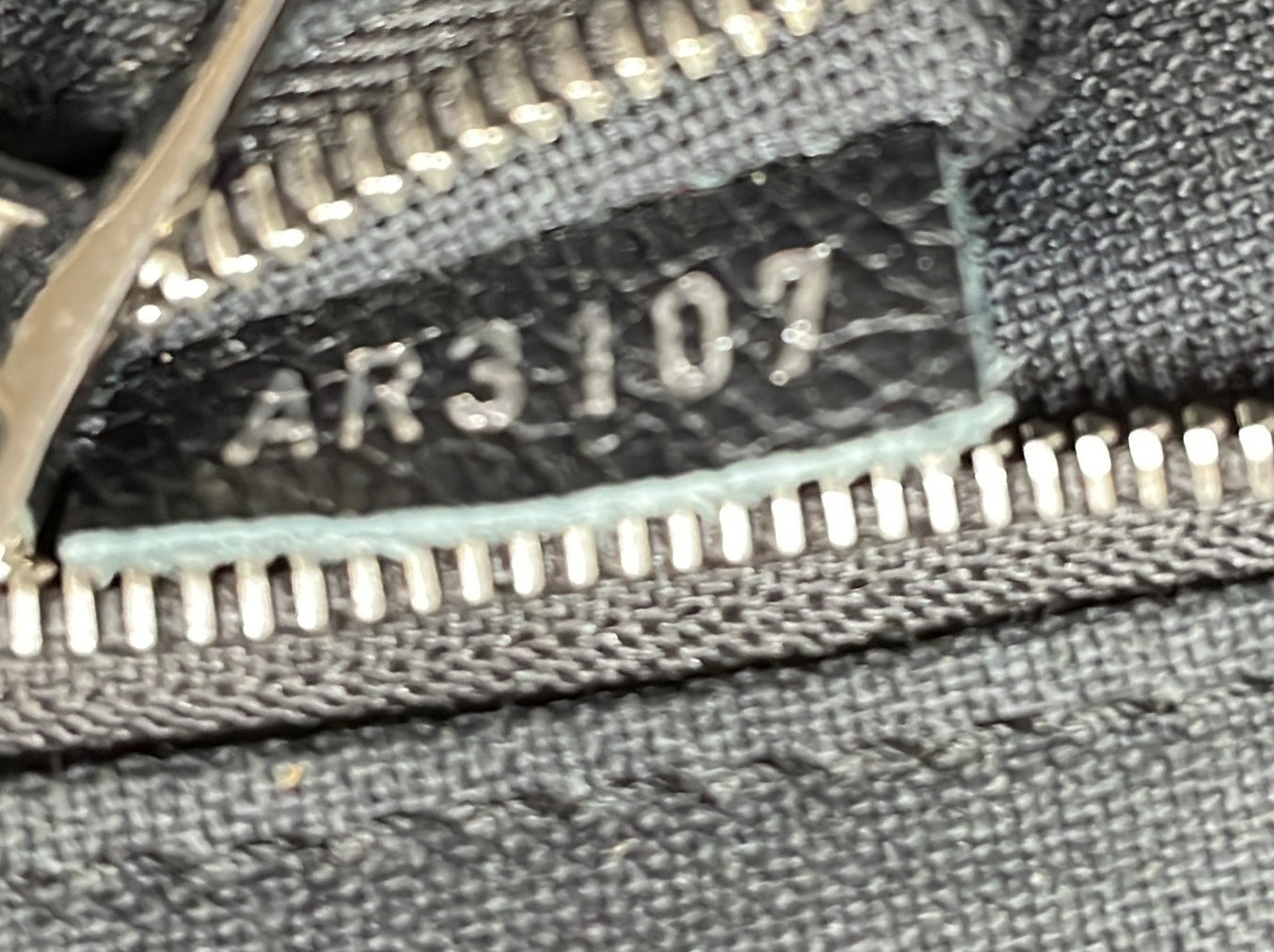 STRAPSTORY TOTE - 104