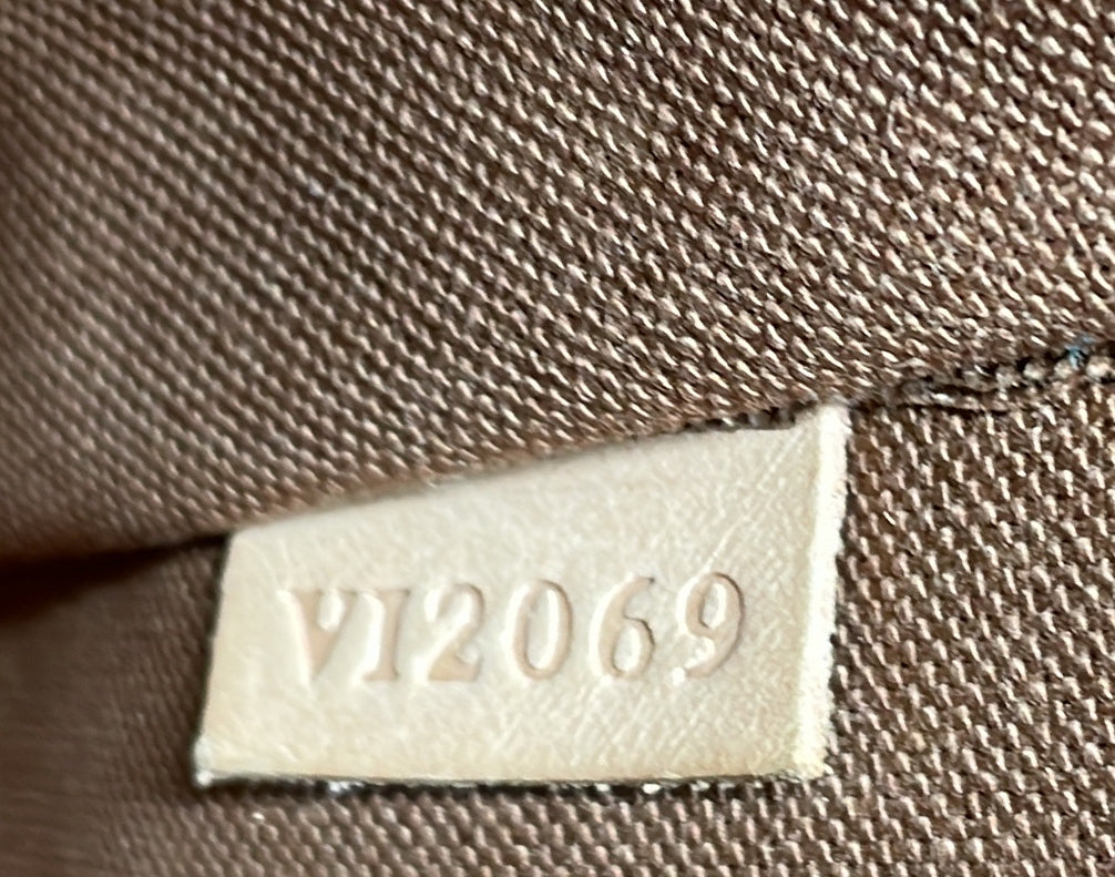STRAPSTORY TOTE - 212