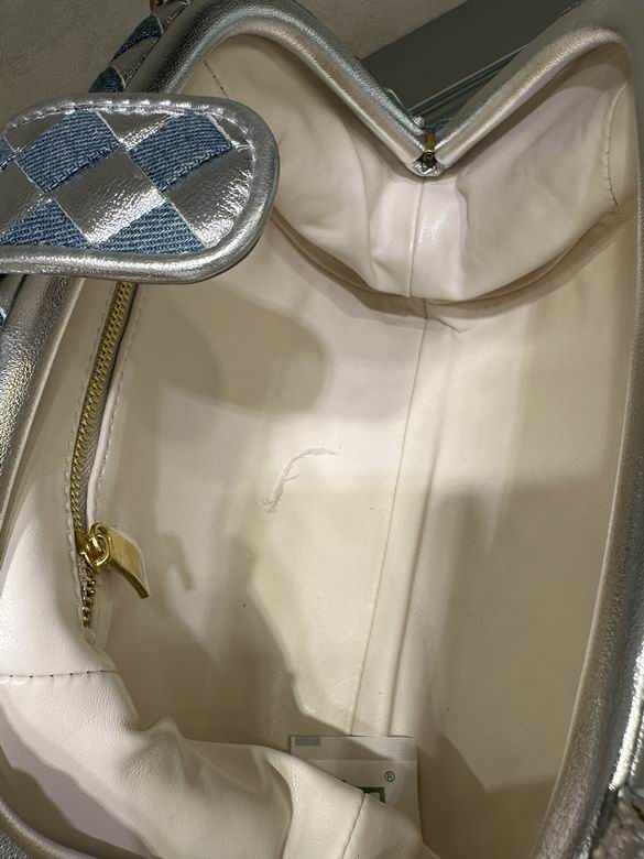 BTVA-Bags - Strap Story - 240