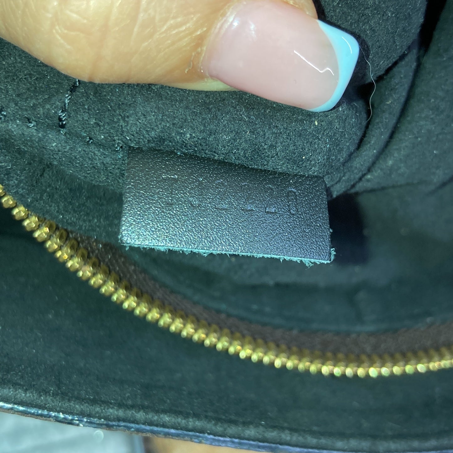 STRAPSTORY SHOULDER BAG - 3653