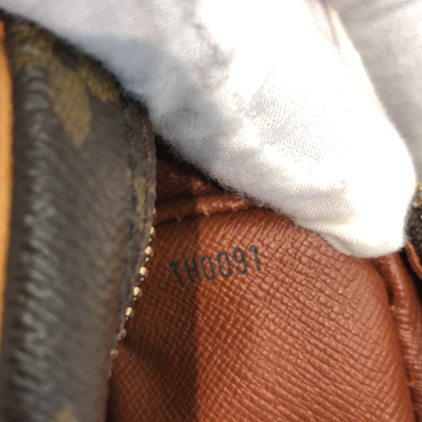 STRAPSTORY CROSSBODY BAG - 4779