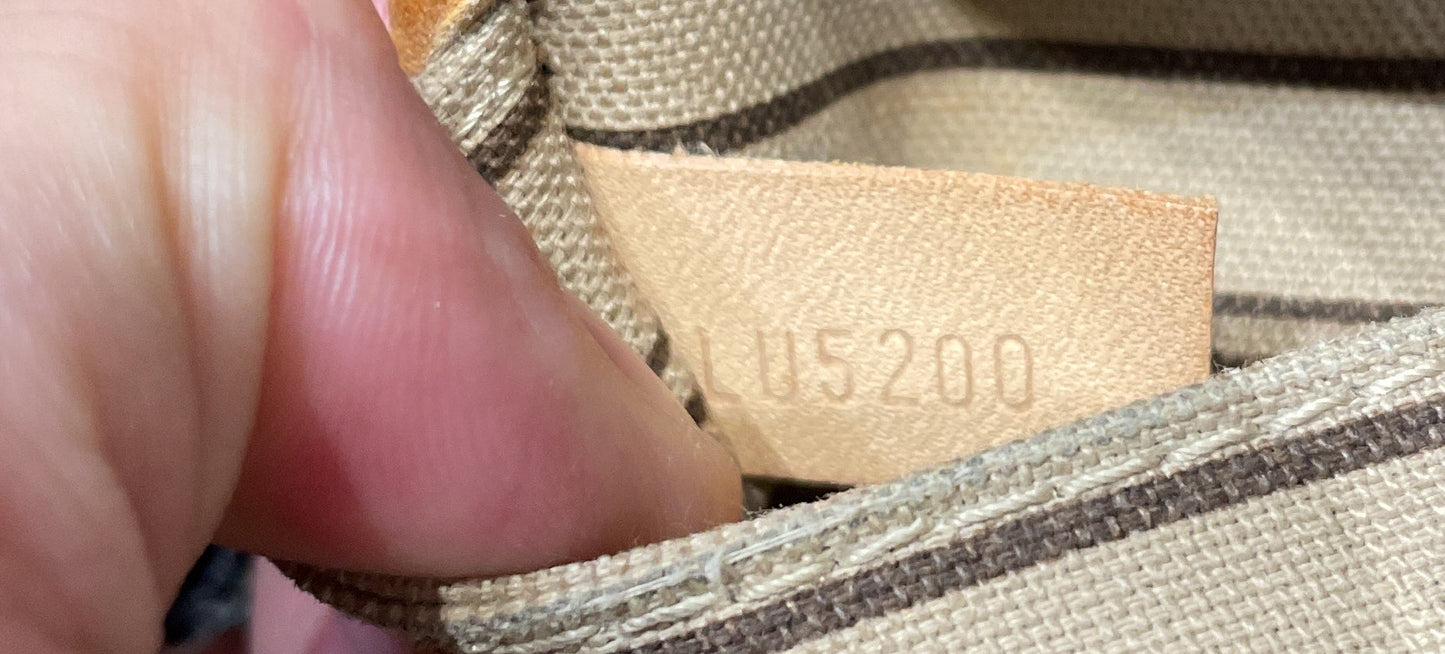 STRAPSTORY TOTE - 699
