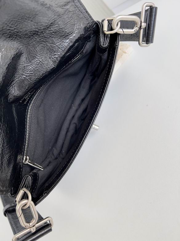 BLGA-Bags - Strap Story - 300