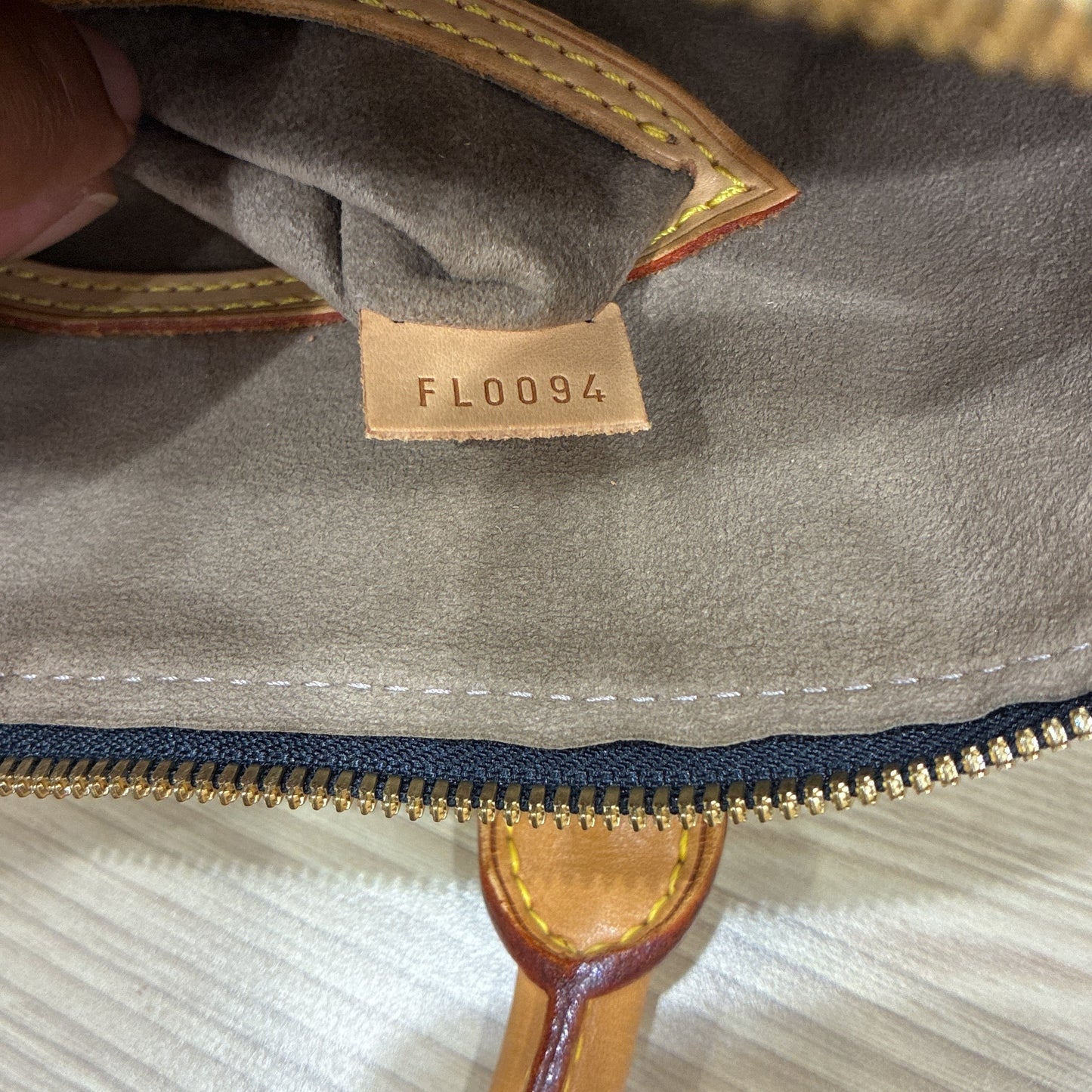 STRAPSTORY TOP HANDLE - 884