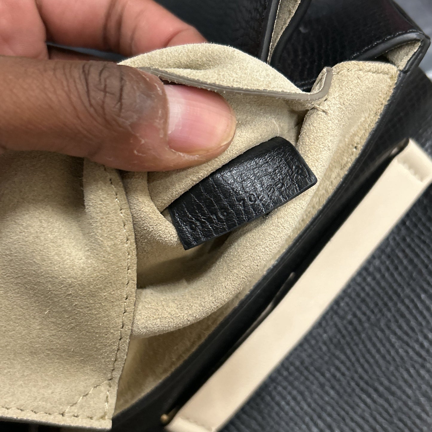 STRAPSTORY CROSSBODY BAG - 2413
