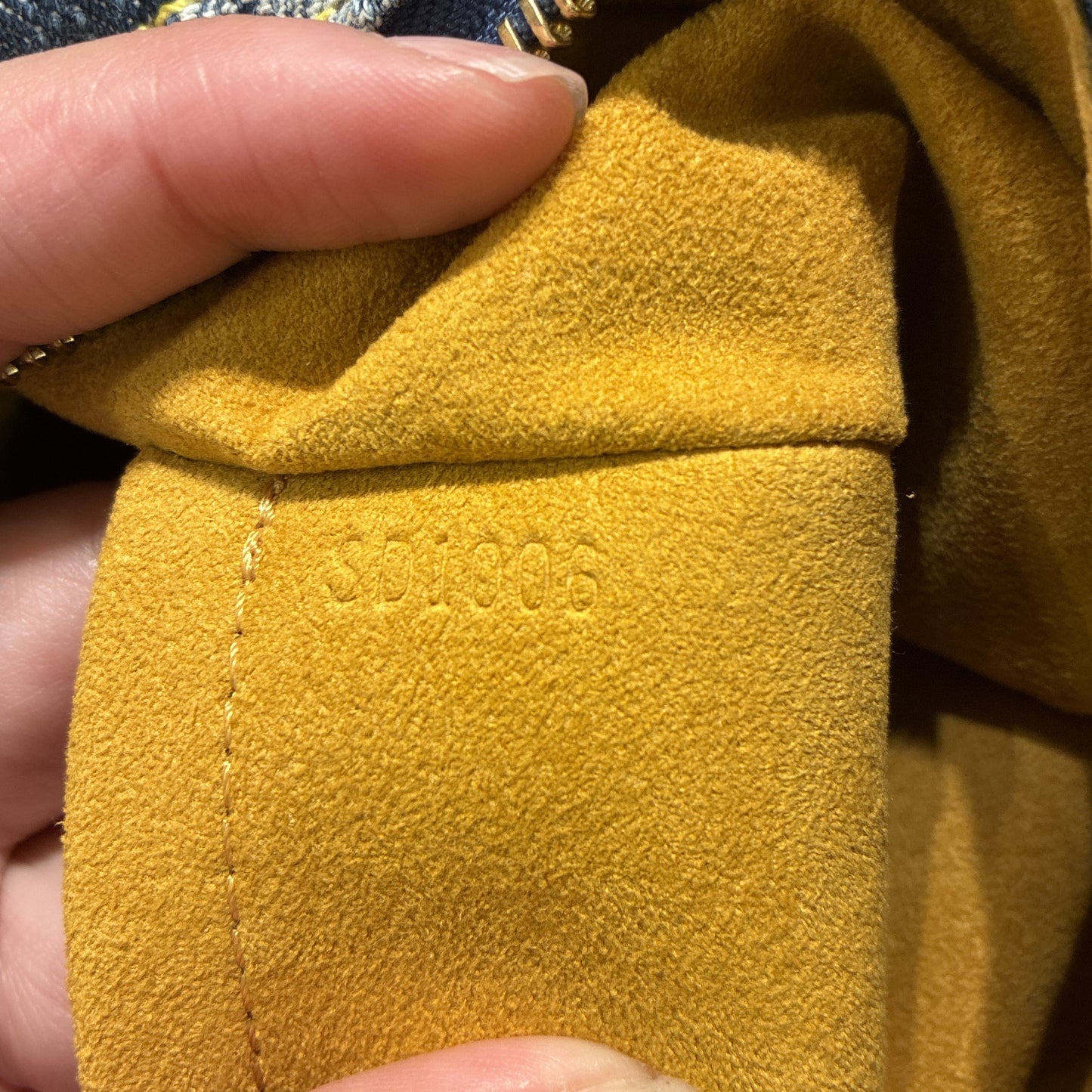 STRAPSTORY SHOULDER BAG - 1990