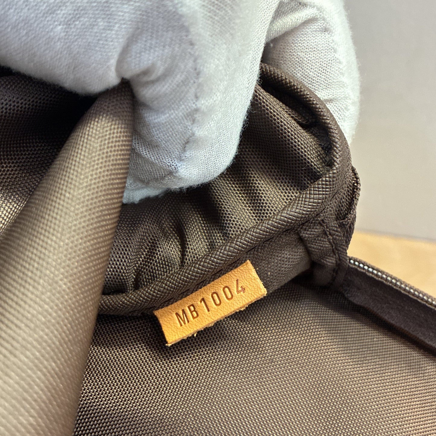 STRAPSTORY SUITCASE - 004