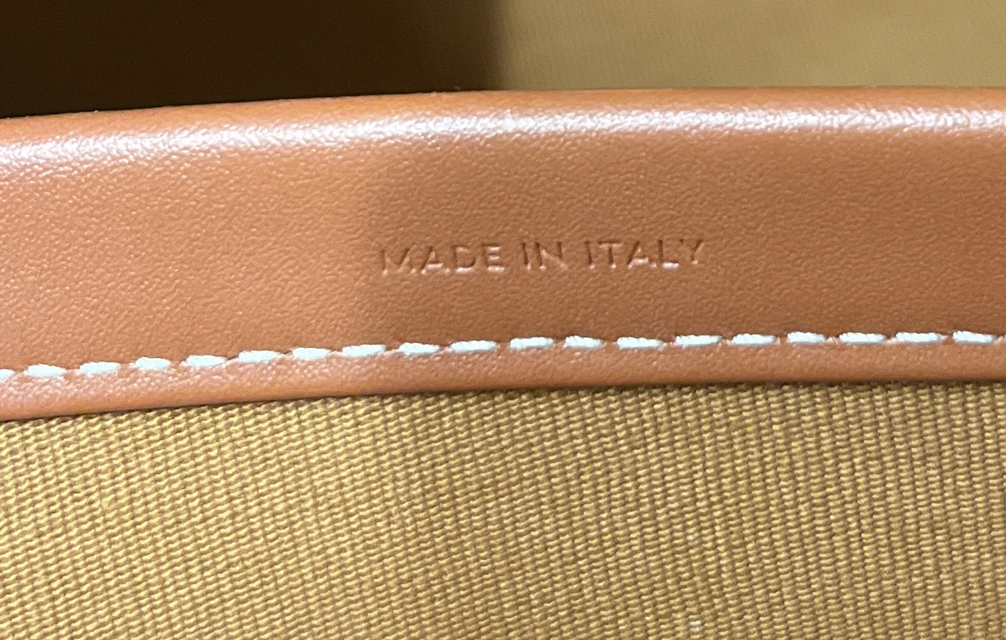 STRAPSTORY TOTE - 1581