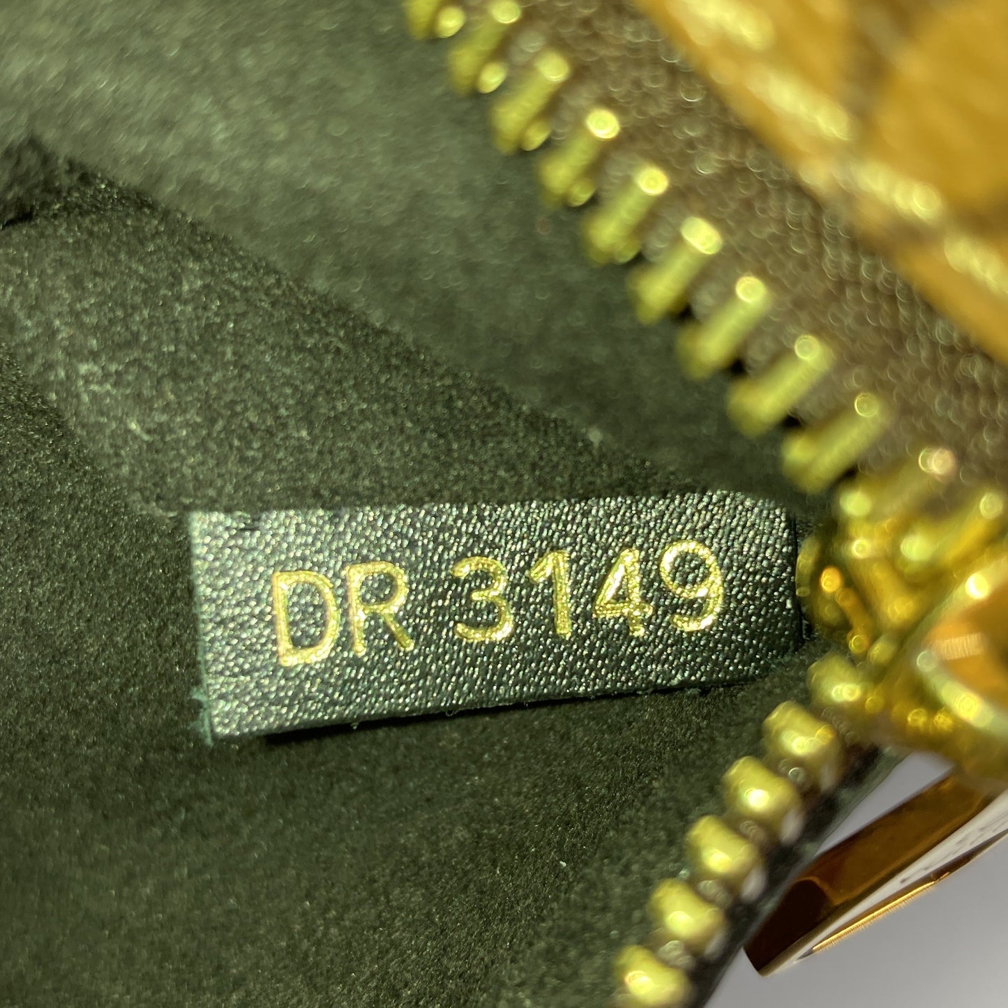 STRAPSTORY CROSSBODY BAG - 3126