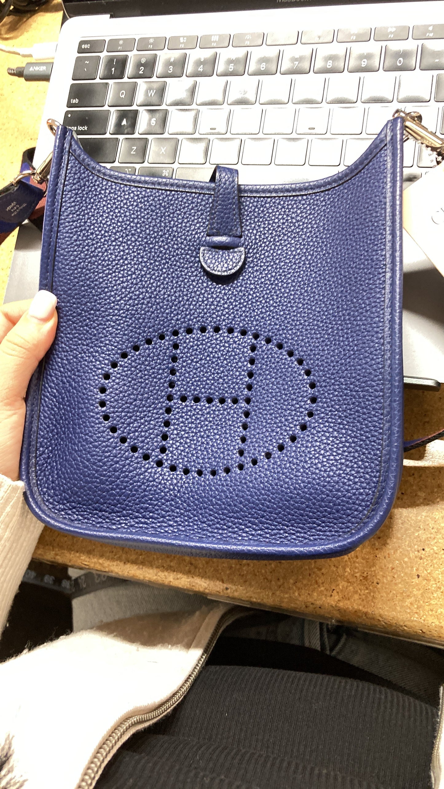 STRAPSTORY CROSSBODY BAG - 2862