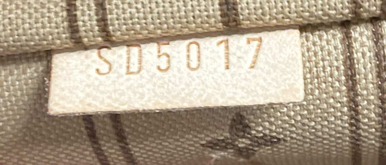 STRAPSTORY TOTE - 1618