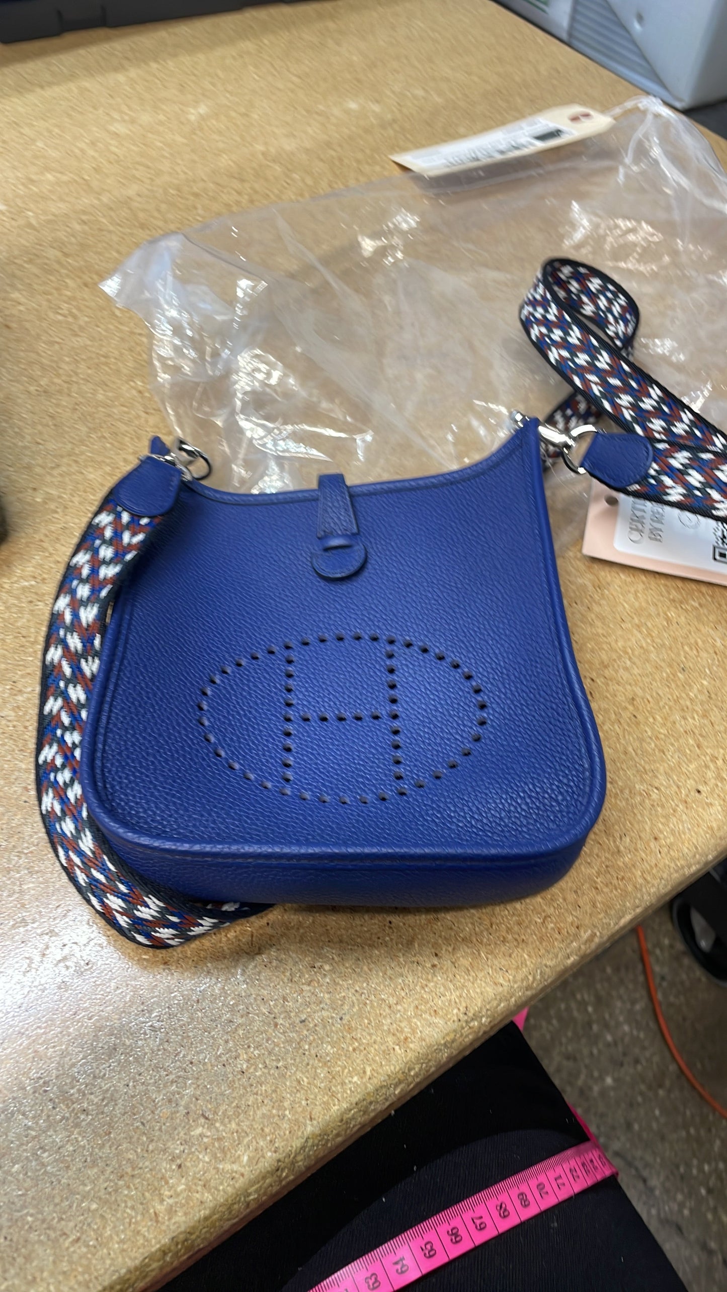 STRAPSTORY CROSSBODY BAG - 3184