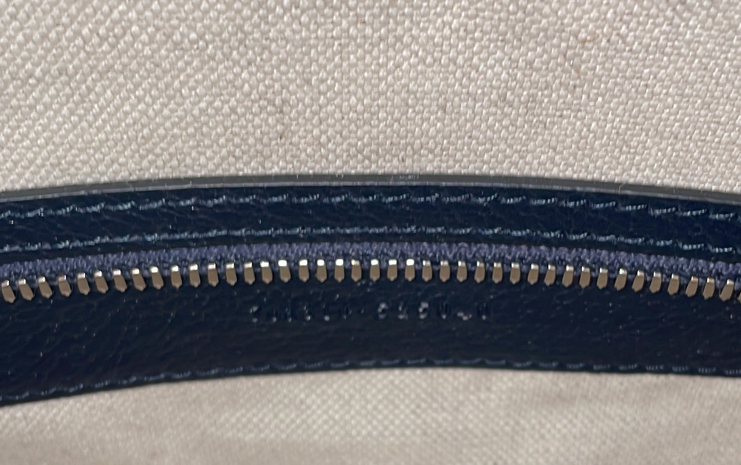 STRAPSTORY TOTE - 2213
