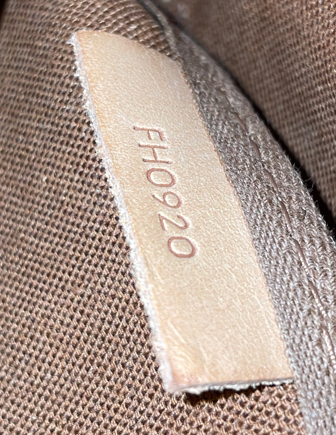 STRAPSTORY MESSENGER - 300