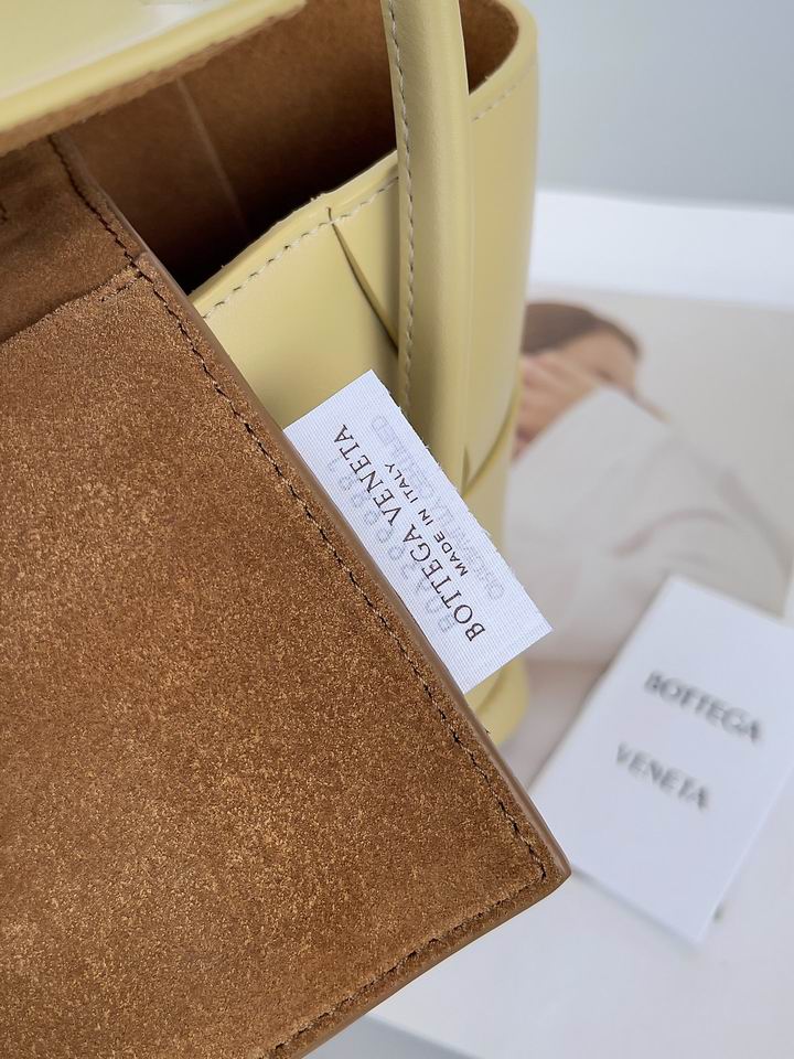 BTVA-Bags - Strap Story - 218