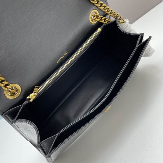 BLGA-Bags - Strap Story - 550