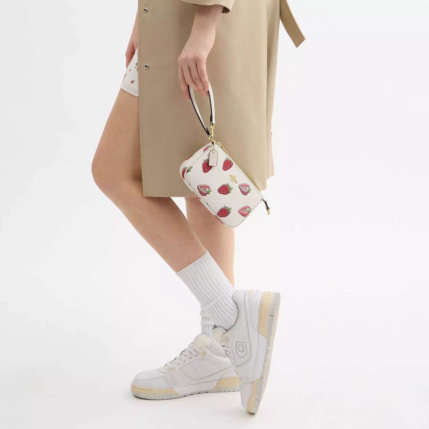 StrapStory - Wristlet 491