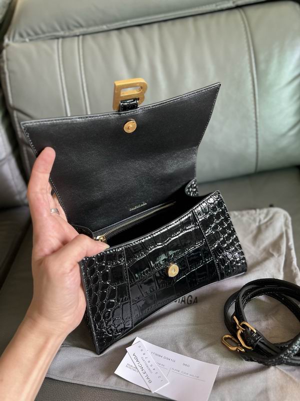 BLGA-Bags - Strap Story - 823