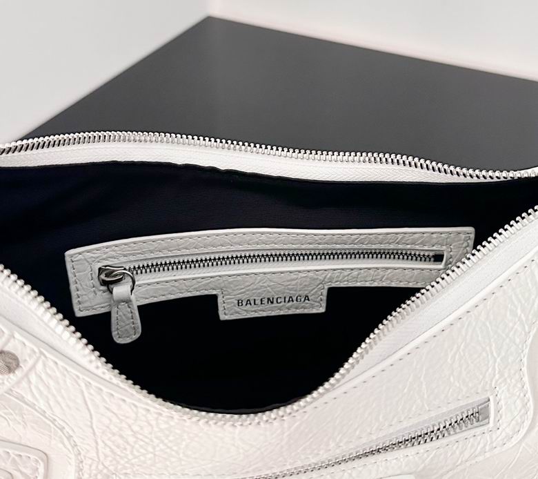 BLGA-Bags - Strap Story - 370