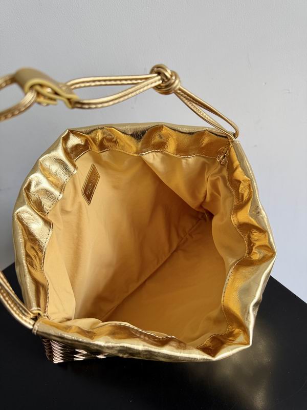 BTVA-Bags - Strap Story - 411