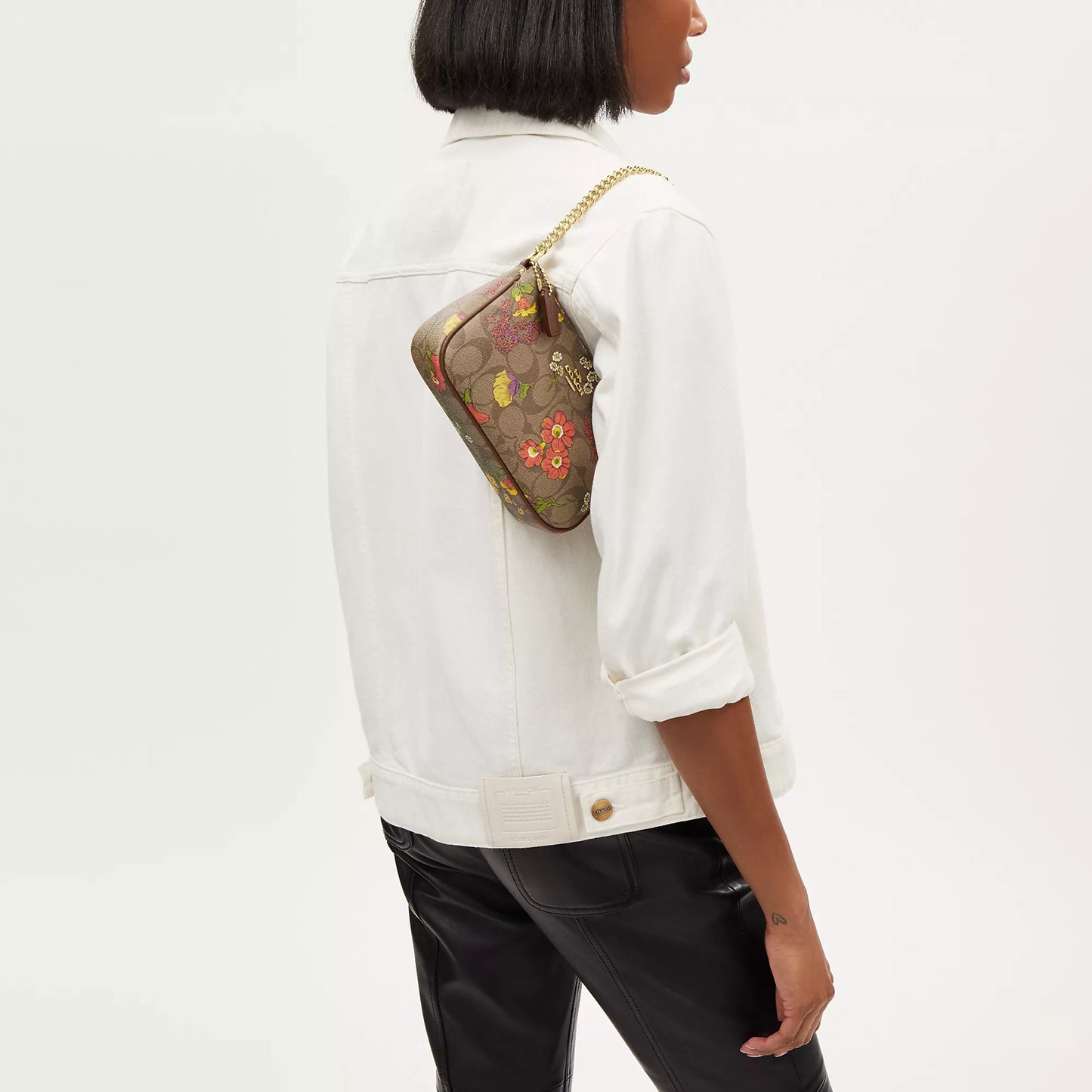 StrapStory - Wristlet 153