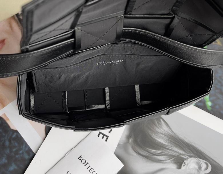 BTVA-Bags - Strap Story - 170