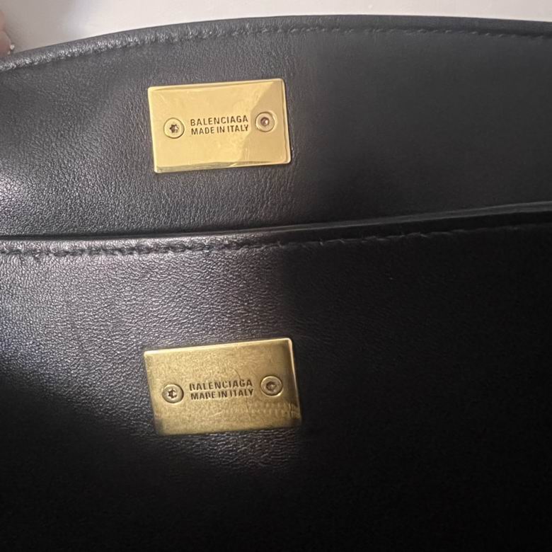 BLGA-Bags - Strap Story - 580