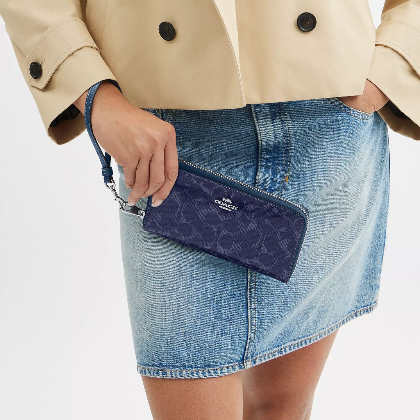 StrapStory - Wristlet 345