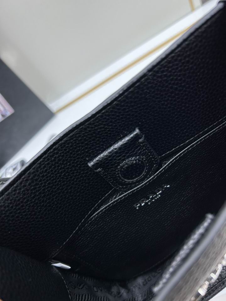 PRD-Bags - Strap Story - 2093