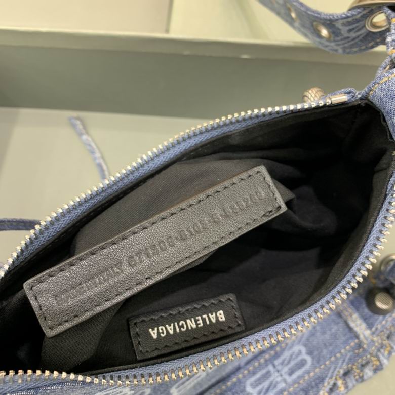 BLGA-Bags - Strap Story - 323