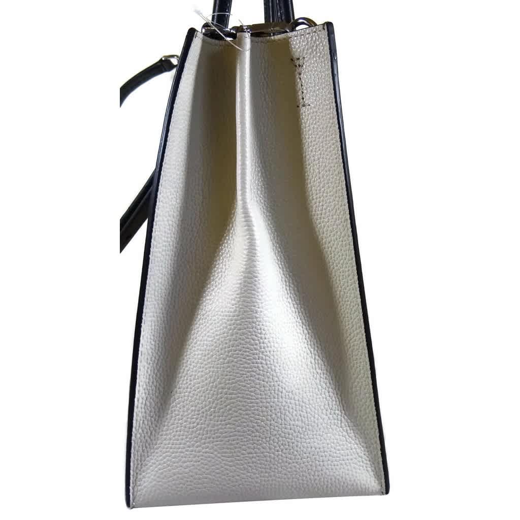StrapStory - Tote Bag 3805