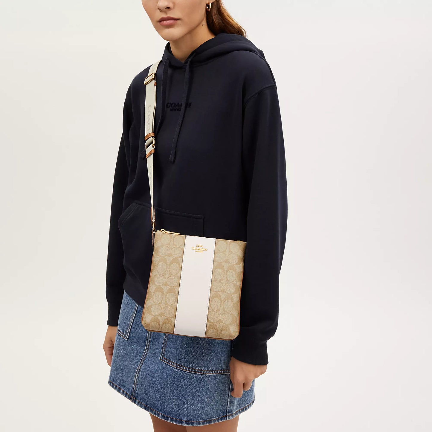 StrapStory - Crossbody 126