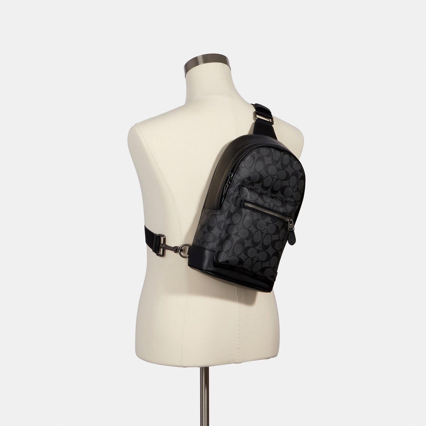 StrapStory - Backpack 027