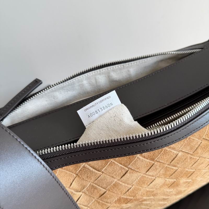 BTVA-Bags - Strap Story - 444