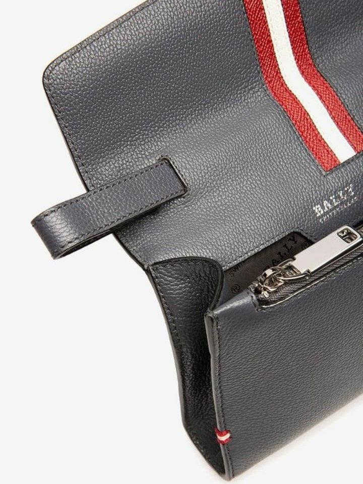 StrapStory - Messenger Bag 135