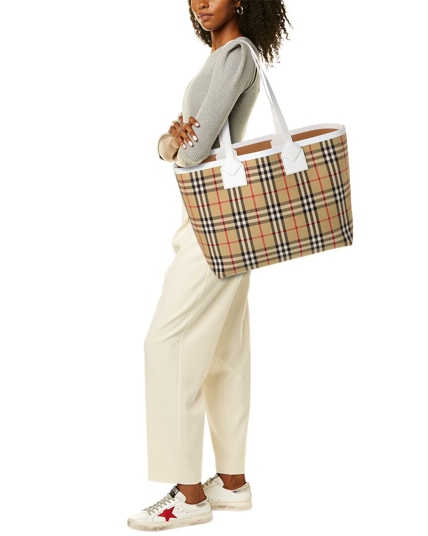StrapStory - Tote Bag 2061