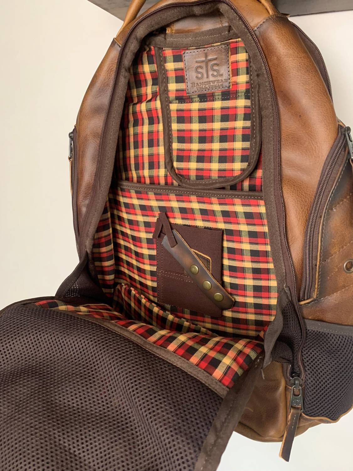 StrapStory - Backpack 909