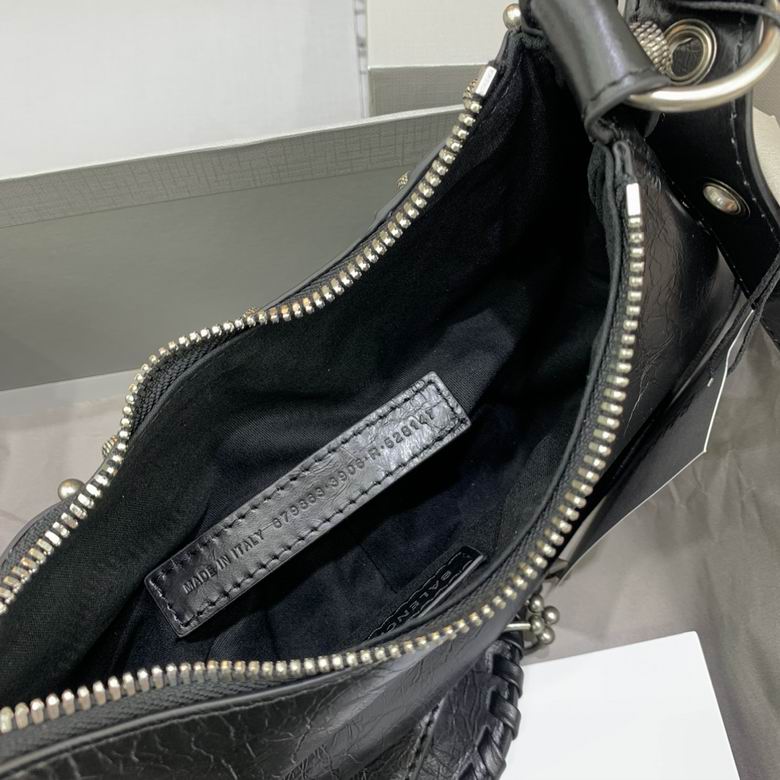 BLGA-Bags - Strap Story - 553