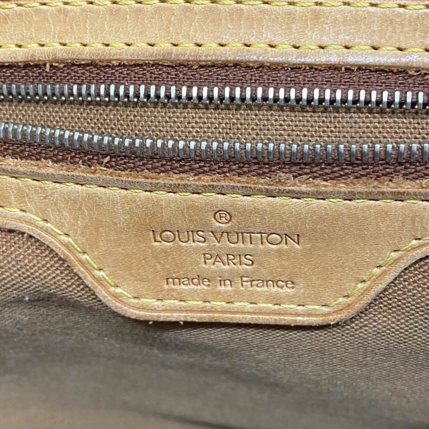 StrapStory - Tote Bag 3932