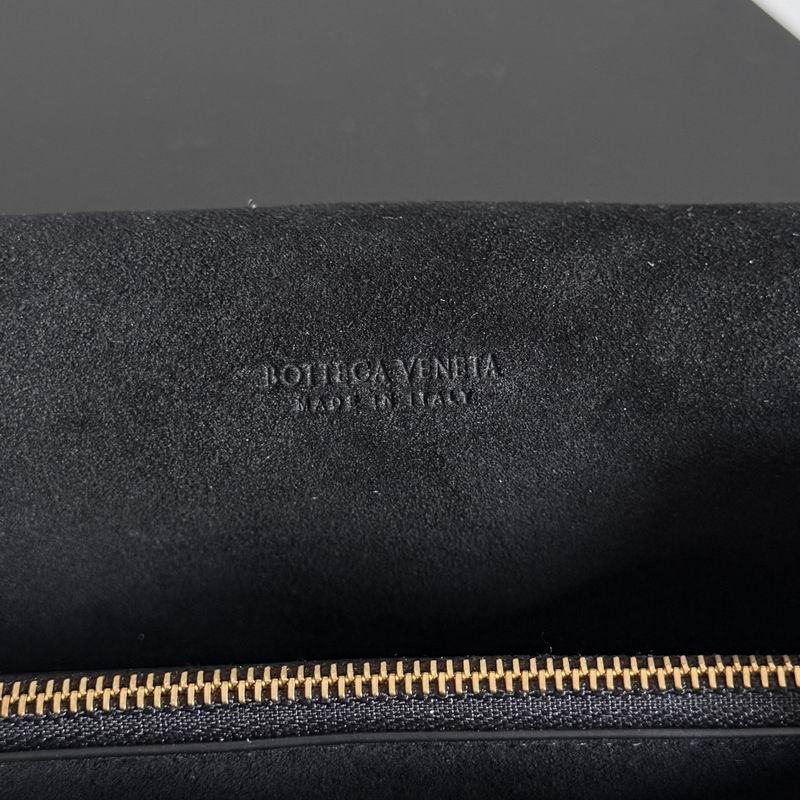 BTVA-Bags - Strap Story - 555