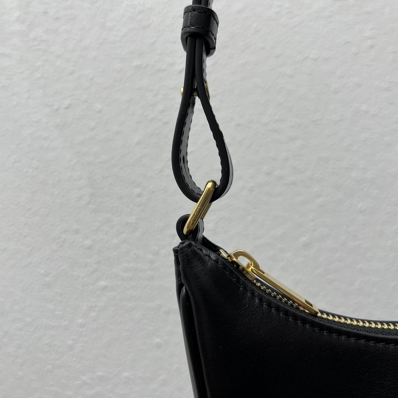 CLNE-Bags - Strap Story - 525