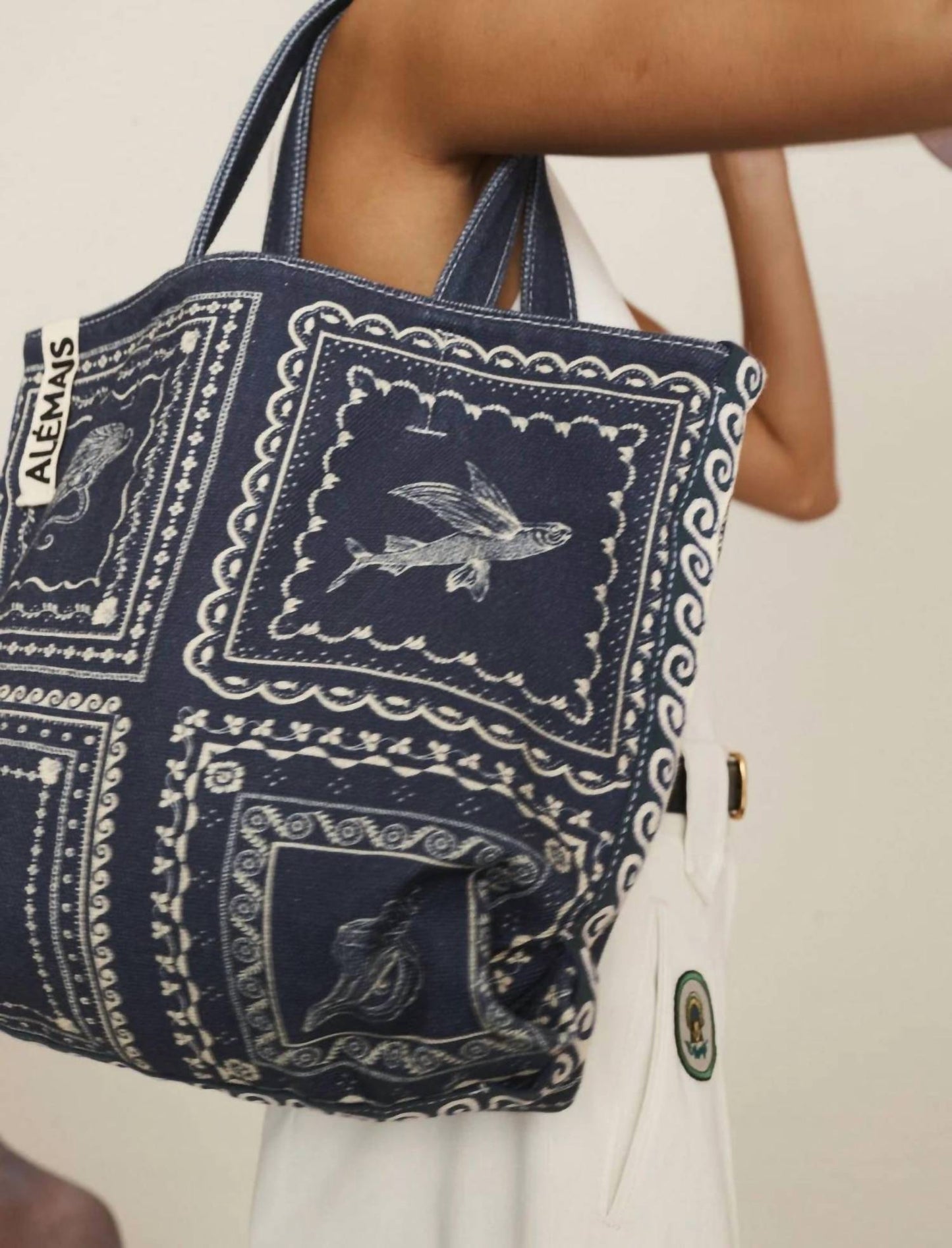 StrapStory - Tote Bag 1907
