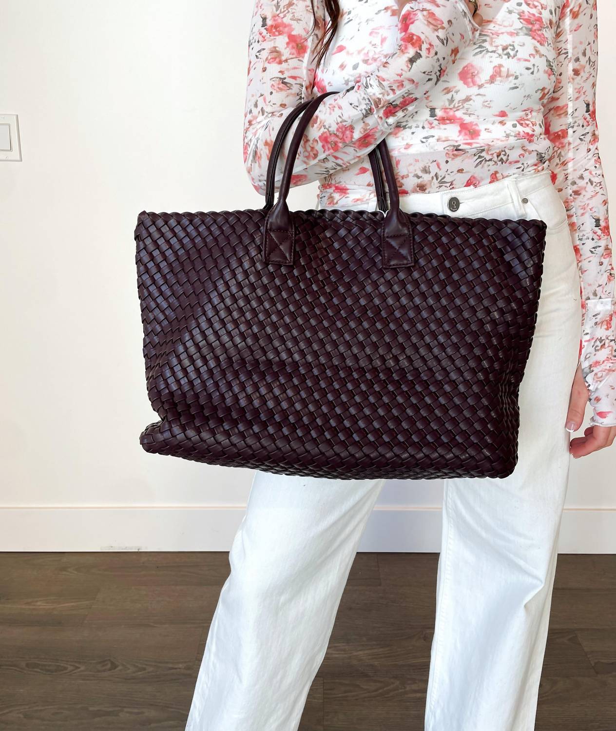 StrapStory - Tote Bag 1873